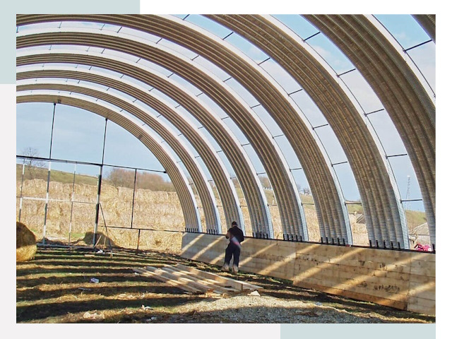 Строительство свинарников под ключ от 620 руб.